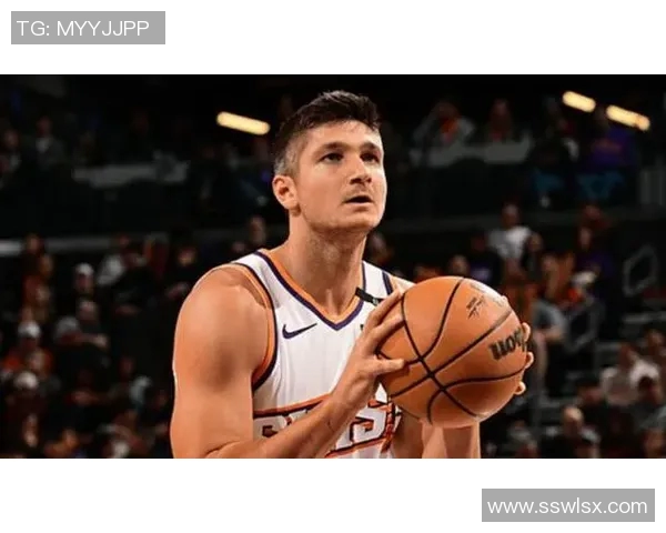 格雷森·阿伦狂轰10记三分创太阳队史纪录！NBA三分命中数新高+3D球员性价比拉满，成太阳争冠拼图